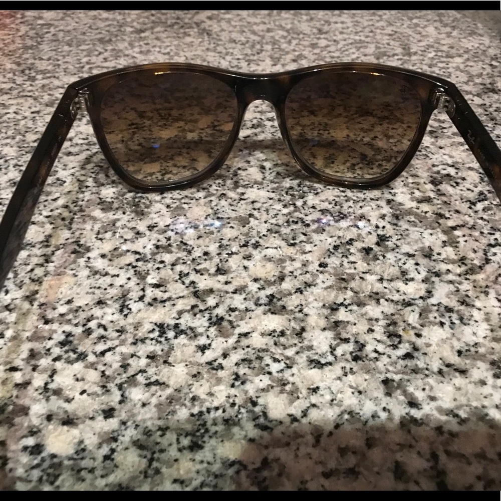 Ray bans - Picture 2 of 5